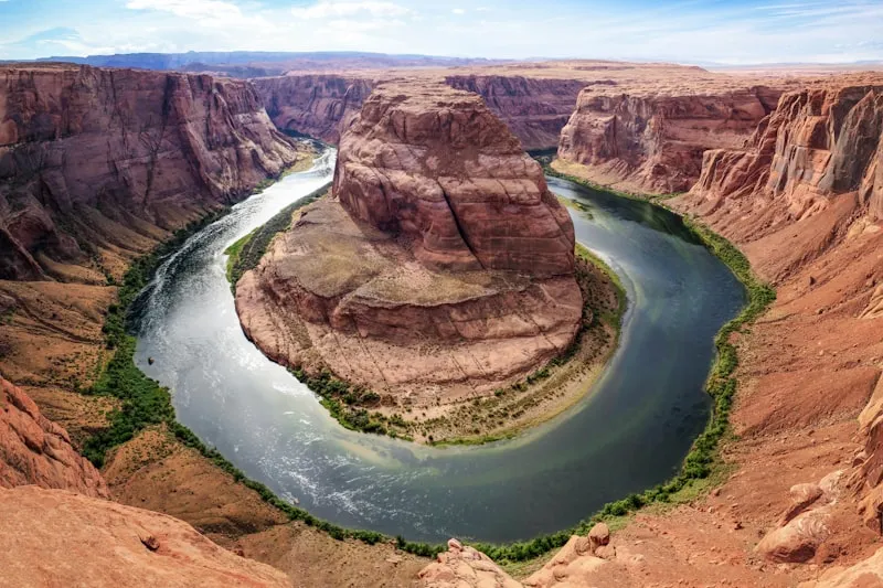 Red sandstone canyon formations in southern Utah desert